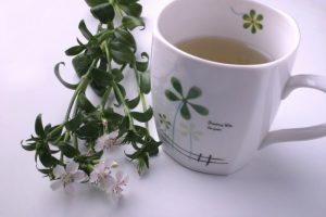 Травяной чай является природным источником силы 