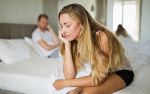 Диспареуния или боль во время секса у женщины: причины, лечение, какие заболевания, риски, осложнения, характер боли, диагностика, упражнения